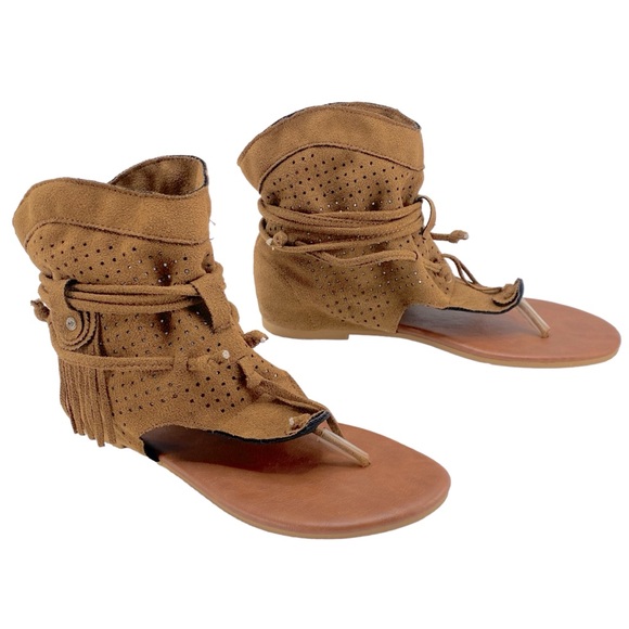 Shoes - Bohemian Tassel Sandals; 39/ 8
